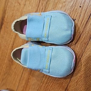 Baby new balance walkers size 3